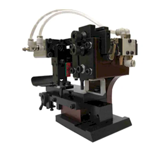 Pneumatisk Transverse Die for Wide Terminals - Terminalpressverktyg